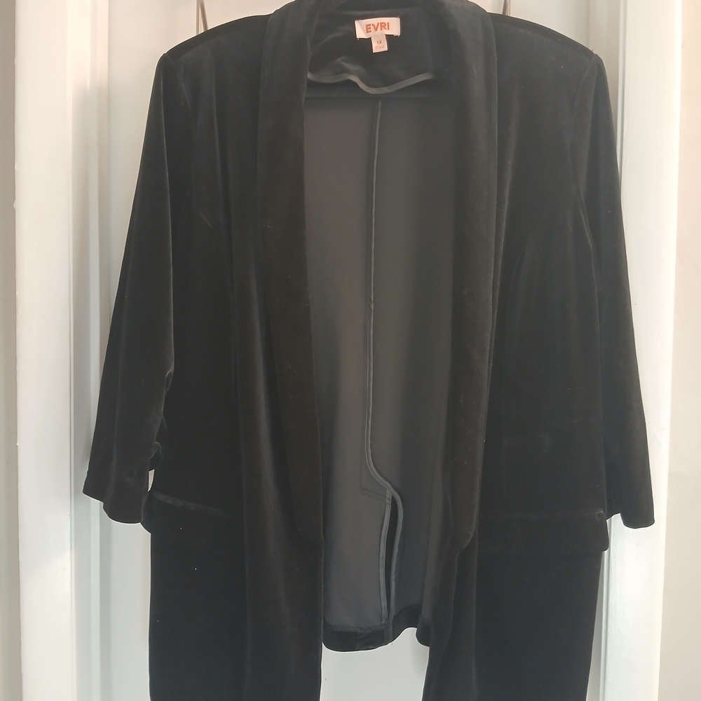 New! EVRI Black Velvet Open Front Women's Blazer 1X Scrunch Sleeve Jacket